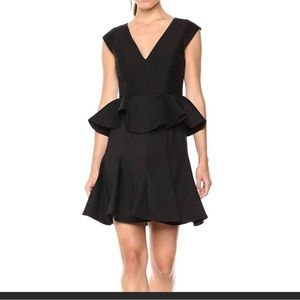 NWT HALSTON HERITAGE peplum twill dress. Fully lined. Never worn size 2